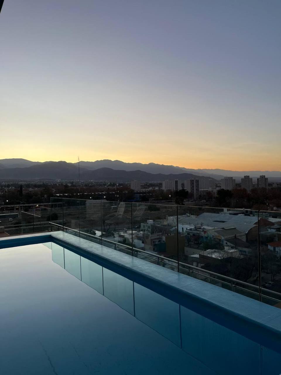 Apartamento Centrico Con Las Mejores Vistas De เมนโดซา ภายนอก รูปภาพ